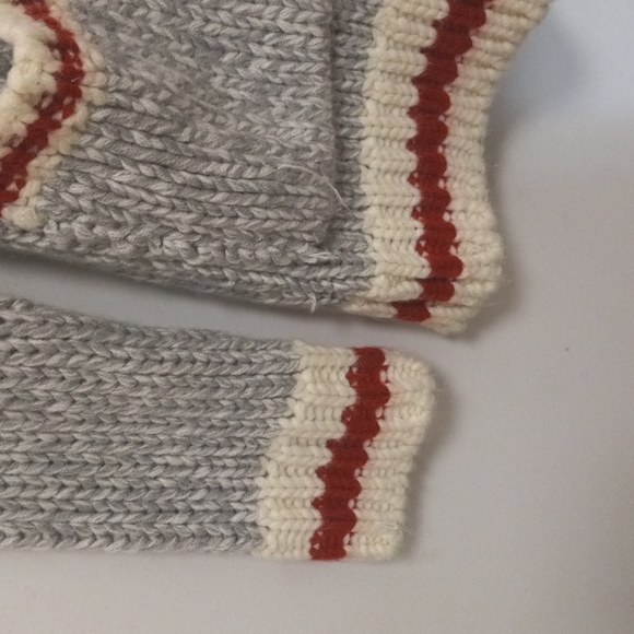 Bluenote Sweater - Picture 3 of 6